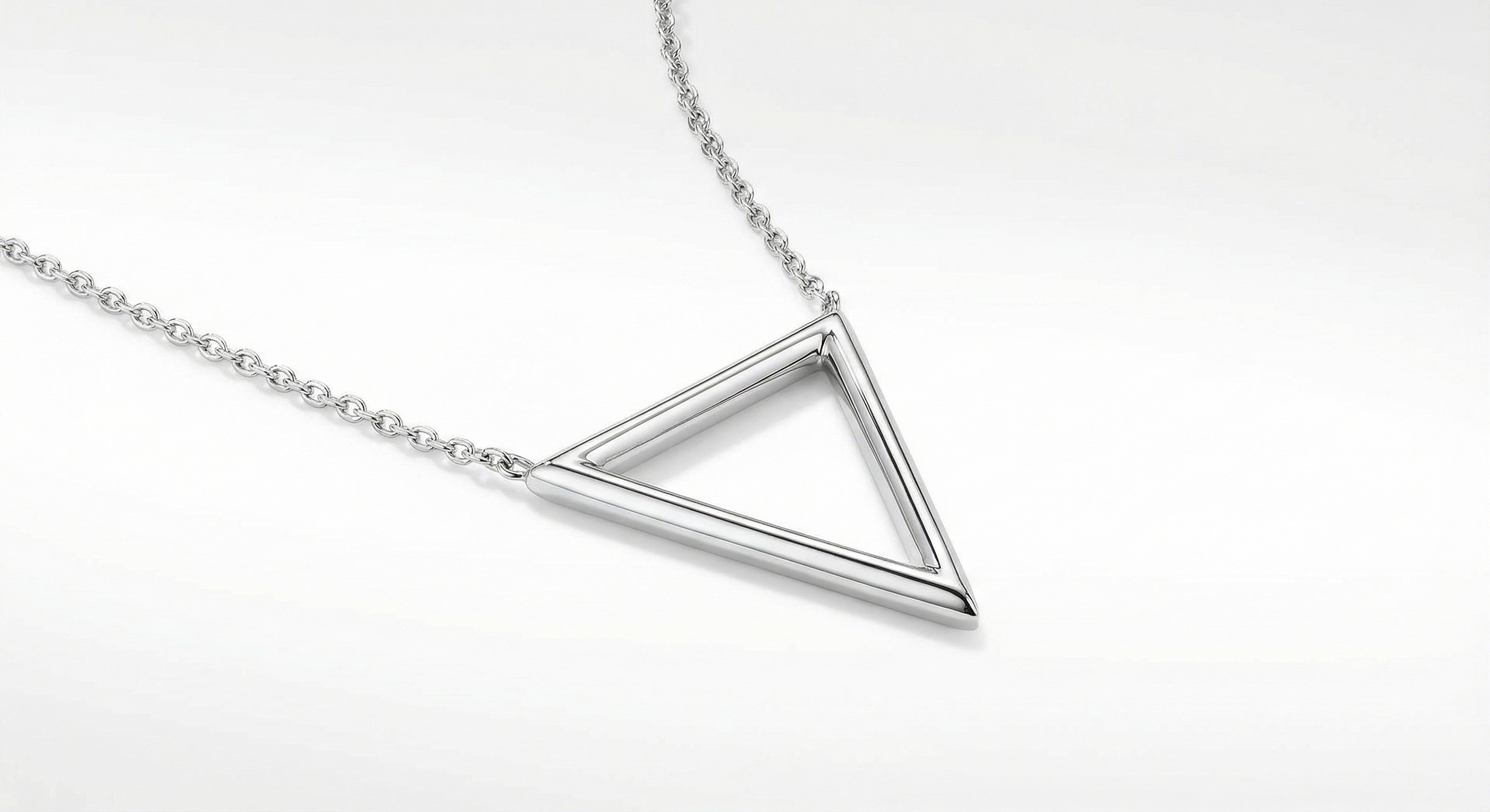 Collier Triangle